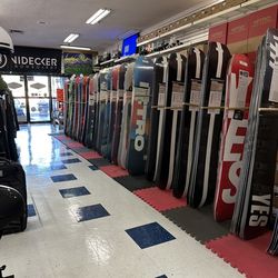 30% off all brand new 2026 inventory located at Sin City Snowboards