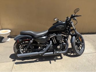 2016 Harley Davidson iron 883