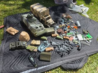 Army toy lot