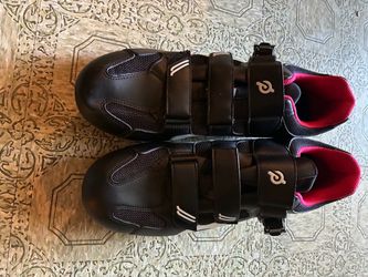 Peloton cycling shoes