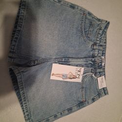 mom shorts