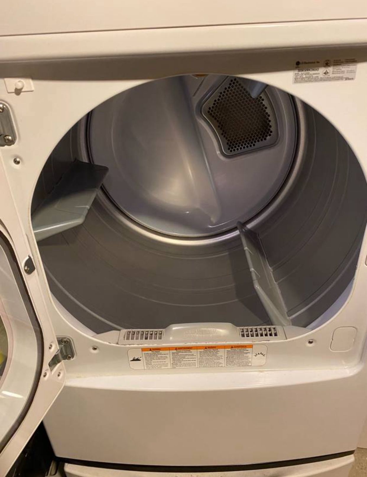 LG CLOTHES GAS DRYER