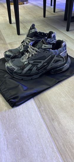 Balenciaga runners