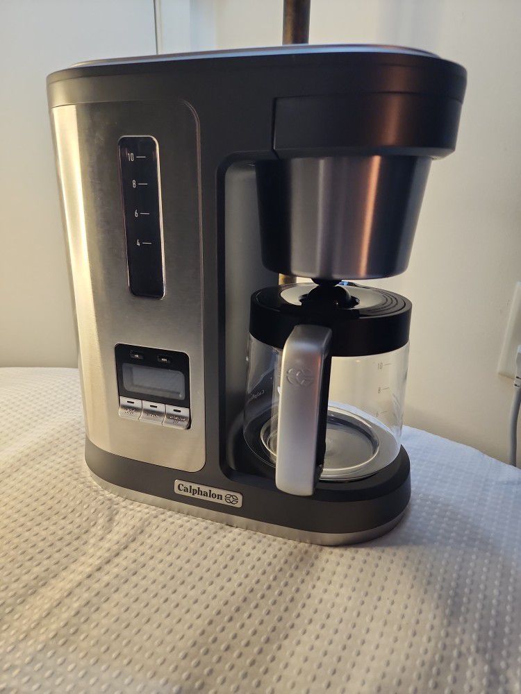 Calphalon BVCLDCG1 10 Cup Programmable LCD Display Coffee Maker Stainless  Steel for Sale in Brunswick, OH - OfferUp