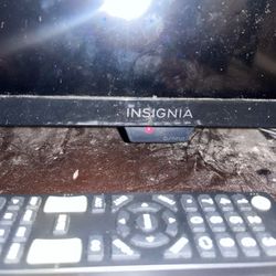 32” Insignia Tv 