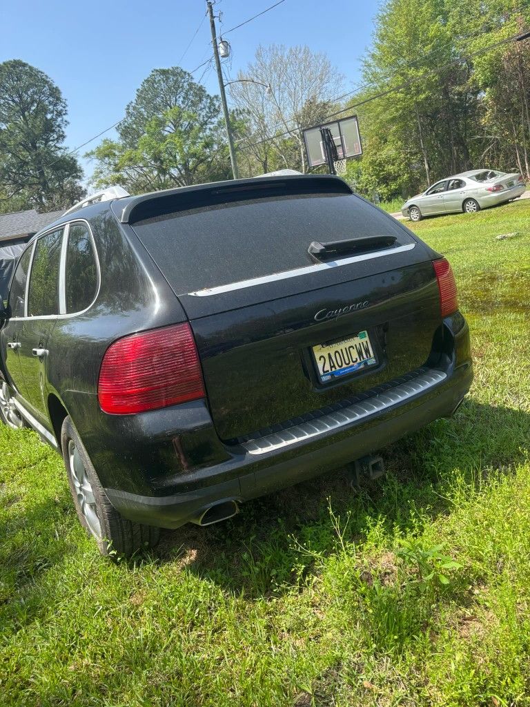 2004 Porsche Cayenne