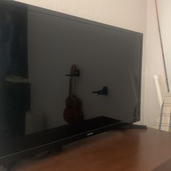 Samsung 32in TV