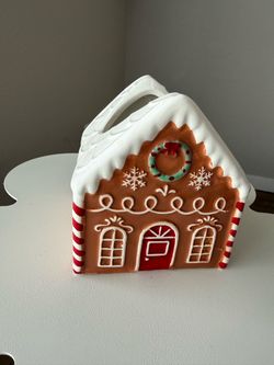 Ceramic gingerbread house