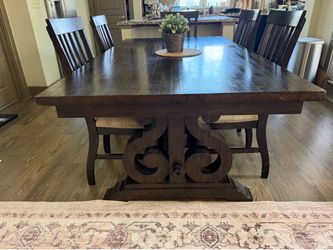 Moving! Dining table with 6 chairs and extension part
