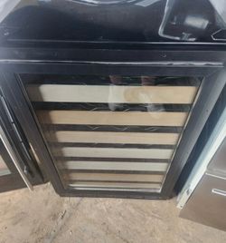 GE Monogram  24" Panel Ready Undercounter Wine Reserve