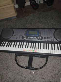 CASIO CTK-651 61 KEY SYNTHESIZER 32 SYNTH TONES MULTI TIMBRAL MIDI
Used – ExcellentCASIO CTK-651