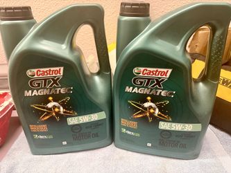 Castrol GTX Magnatec 5W-30 Full Synthetic Motor Oil – 2 Jugs
