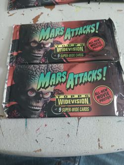 2 SEALED TOPPS MARS ATTACKS! CARDS.