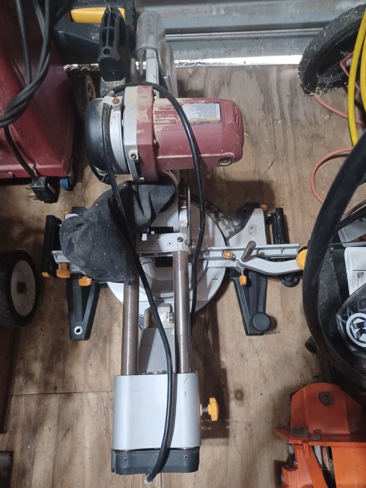Chicago electric miter saw
