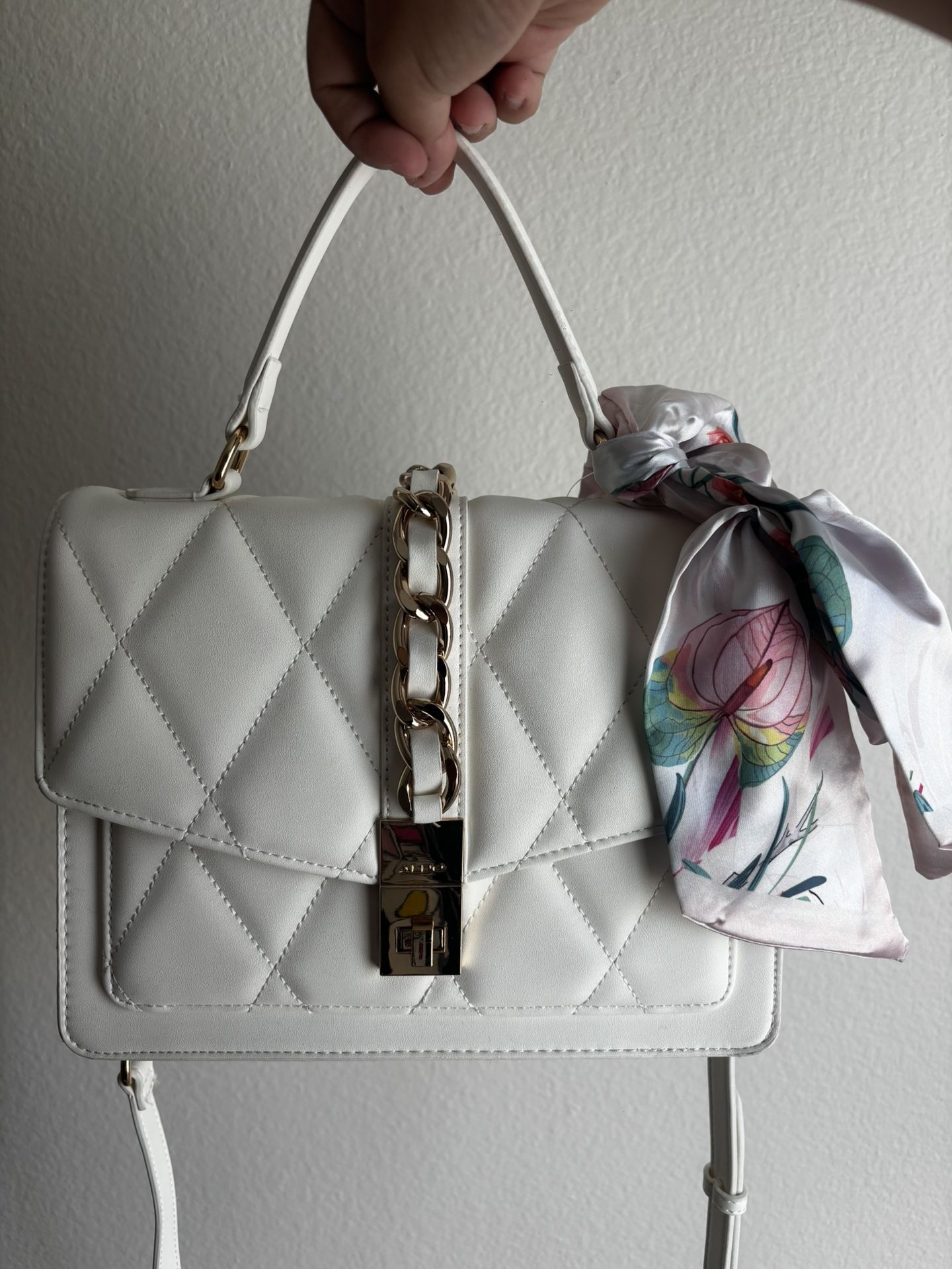 Aldo white crossbody bag w/ gold chain