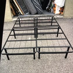 Black Metal Queen Size Platform Bed Frame 