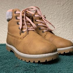 brown boots size 13youth