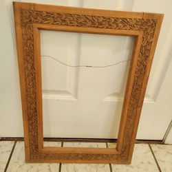 VINTAGE HAND CARVED WOODEN PICTURE FRAME ALL ROUND SZ 23" X 17"