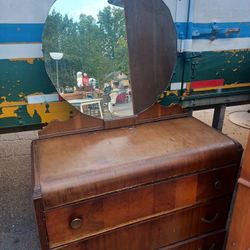 Nice Dresser With Mirror