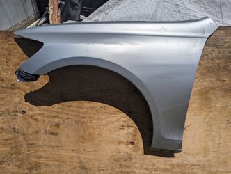 Lexus Gs (contact info removed) 2007 2008 2009 2010 2011 Lexus GS Drivers Side Fender OEM