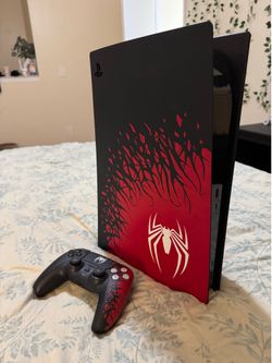 Limited Edition Spiderman PS5 Disc Console