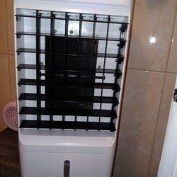 Portable AC Unit Fan And Out Of Miser