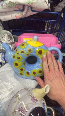 Tea pots