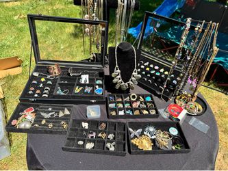 Garage Sale - Vintage Sale