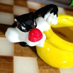 Looney Tunes Warner Brothers Sylvester & Tweety Bird Ceramic Planter