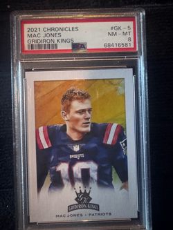 2021 Chronicles Mac Jones Gridiron Kings PSA 8