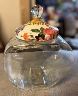 McKenzie Cookie Jar 