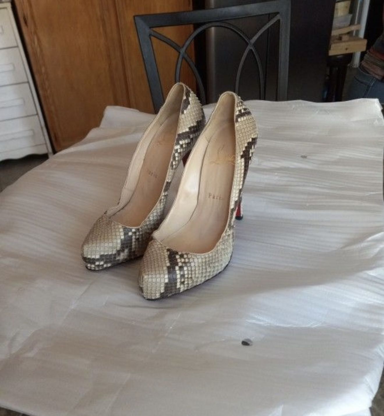 Christian Louboutin Heels Snakeskin