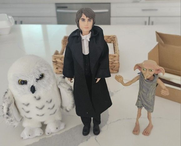 Harry Potter Figure , Dobby And Hedwig