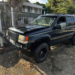 95 Jeep Grand Cherokee Take All To Fix Or Parts 