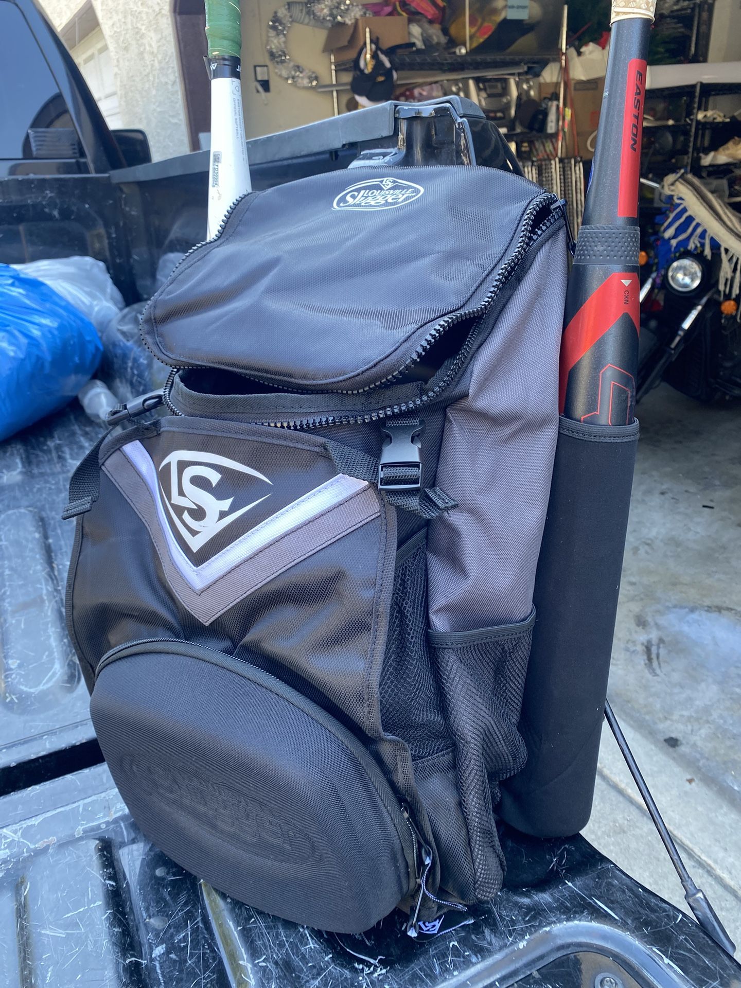 Louisville 2 Bat Back Pack