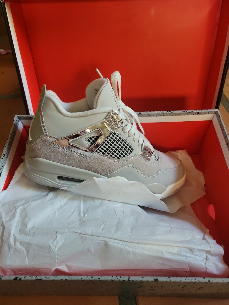 Air Jordan 4 Retro Frozen Moments