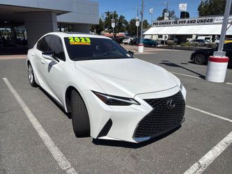 2023 Lexus IS 300