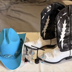 Cowgirl and southwestern bundle code west boots rare