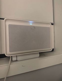 8000 BTU air conditioner WITH REMOTE
