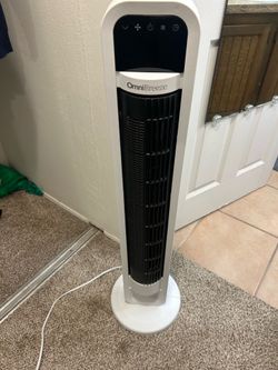 OmniBreeze Tower Fan