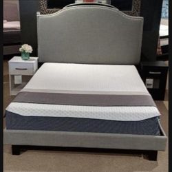 Light Gray Queen Upholstered Bed By Ashley Signature 👌 Brand New 💯 Showroom Available ✅
