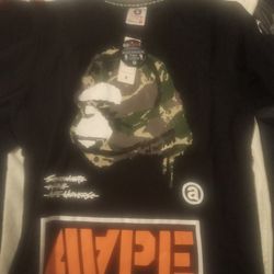 A Bathing Ape T Shirt Size Xl