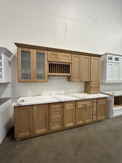 Oak Shaker Kitchen Cabinets Available