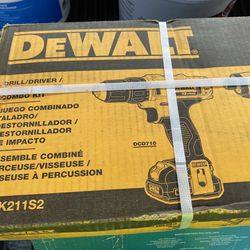 DeWalt, Drill Set