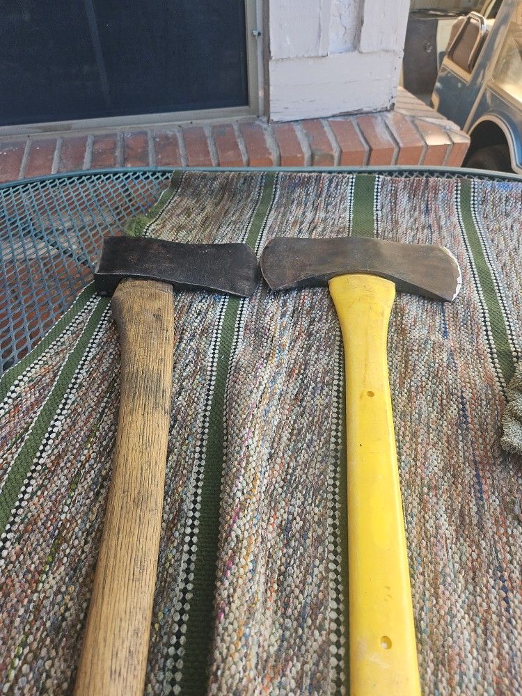 Axe 2 Count 2 Sided Axe Fiberglass Handle $25, Single Blade Wood Handle $20,  Both 40, Excellent Condition,  E MESA 
