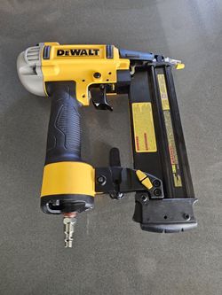 DeWalt 18 guage nailer