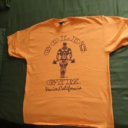 Golds gym t-shirt XL