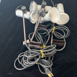 Convention Floor Display Lights On Adjustable Rods
