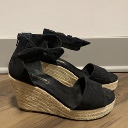 Design Lab Lord & Taylor Black Wedge Espadrilles size 8