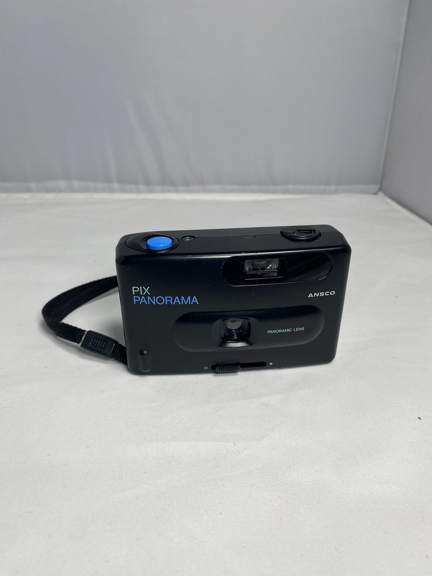 Ansco Pix Panorama Black Wireless Built-in-Flash Portable 35mm Film Camera